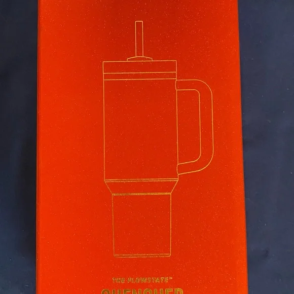 Scarlett Tinsel Stanley - Picture 7 of 8